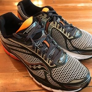 Men’s Saucony Triumph 9